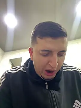 Liam jones10 online show from 12-16-25, 04:17