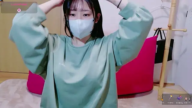 Snapshot of shiorin_3 chatting on 04-25-26, 01:03 shiorin 3 online show from 04-25-26, 01:03