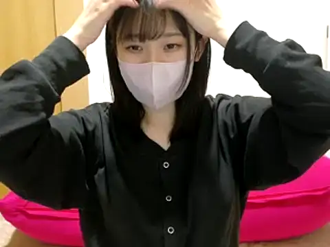 Snapshot of shiorin_3 chatting on 02-14-26, 10:15 shiorin 3 online show from 02-14-26, 10:15