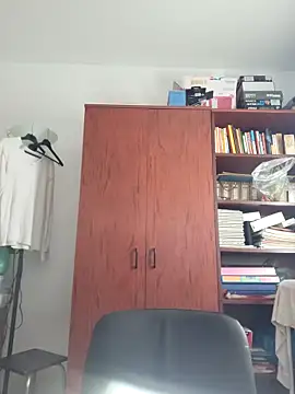 Sareyxon online show from 12-19-25, 09:55