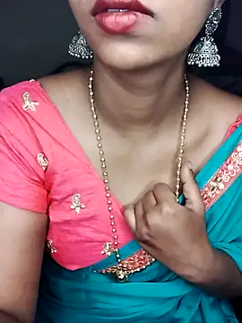 Snapshot of kannada_siri123 chatting on 04-10-26, 01:34 kannada siri123 online show from 04-10-26, 01:34