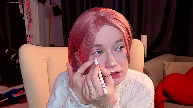 Snapshot of Kitty_smalltits chatting on 01-06-26, 04:27 Kitty smalltits online show from 01-06-26, 04:27