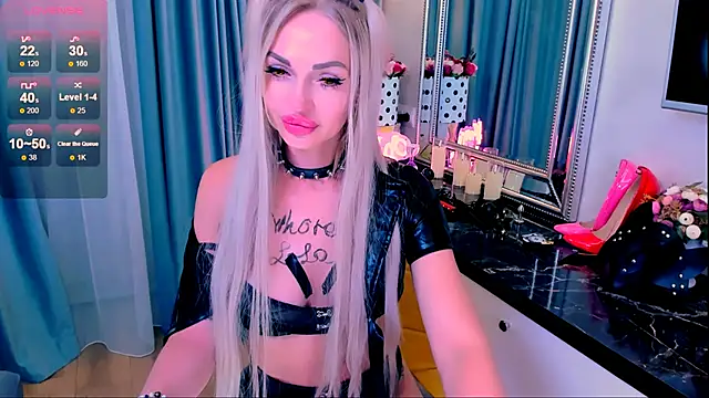 Lola Bombita online show from 02-10-26, 01:15