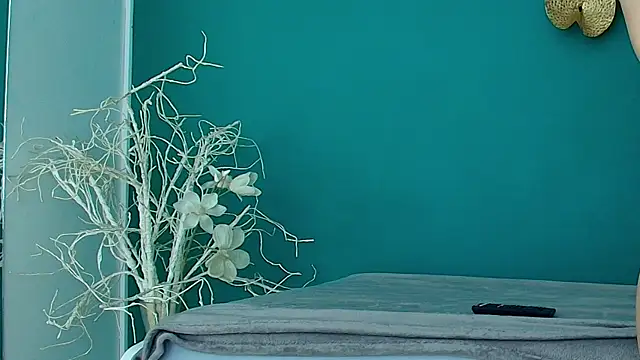 RoxanneJoy online show from 04-01-26, 04:36