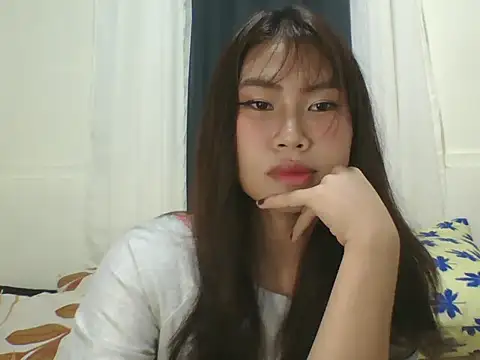 Snapshot of Allysonxx05 chatting on 05-26-26, 12:58 Allysonxx05 online show from 05-26-26, 12:58