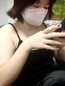 miniiceyya online show from 03-12-26, 04:00