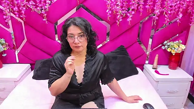 Alexa Sanz online show from 12-05-25, 07:34