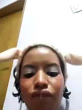 Snapshot of GrishaMochka chatting on 12-20-25, 12:24 GrishaMochka online show from 12-20-25, 12:24