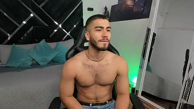 Franco banderas online show from 01-10-26, 03:40