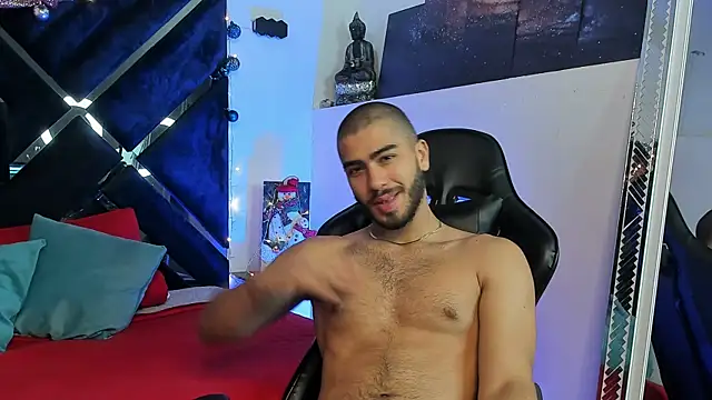 Franco banderas online show from 12-15-25, 12:55