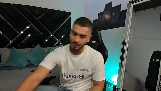 Franco banderas online show from 01-07-26, 01:49