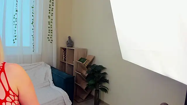 MonikaPinch  online show from 01-15-26, 05:33