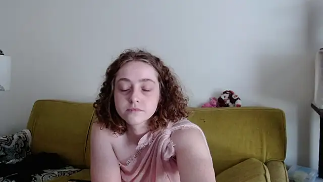 DeliaBlew online show from 05-21-26, 04:48