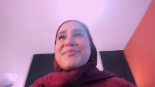 Snapshot of Habi_arabic chatting on 04-21-26, 07:20 Habi arabic online show from 04-21-26, 07:20