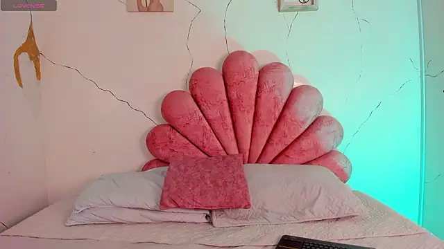 Cherrybombs  online show from 02-07-26, 12:57