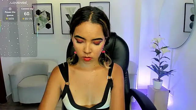 Snapshot of alana_martiins chatting on 03-29-26, 07:37 alana martiins online show from 03-29-26, 07:37