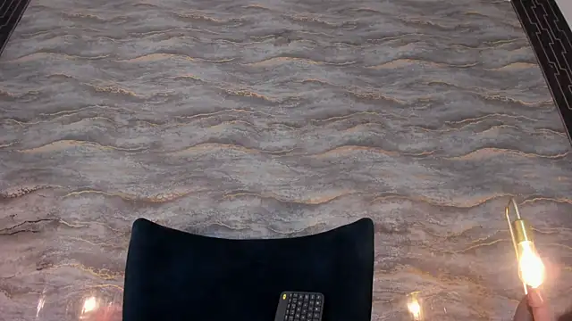 Snapshot of Mia_Luxor chatting on 05-08-26, 11:47 Mia Luxor online show from 05-08-26, 11:47