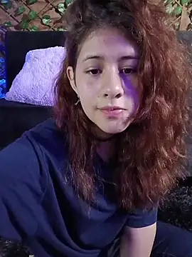 Snapshot of dakota021 chatting on 02-08-26, 01:25 dakota021 online show from 02-08-26, 01:25