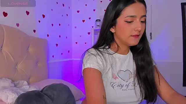 Snapshot of Steff_candy chatting on 02-06-26, 05:53 Steff candy online show from 02-06-26, 05:53