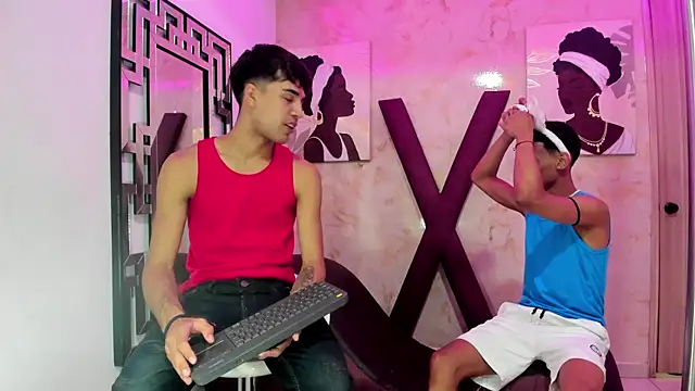 Snapshot of BIG_COCKS chatting on 01-09-26, 01:34 BIG COCKS online show from 01-09-26, 01:34