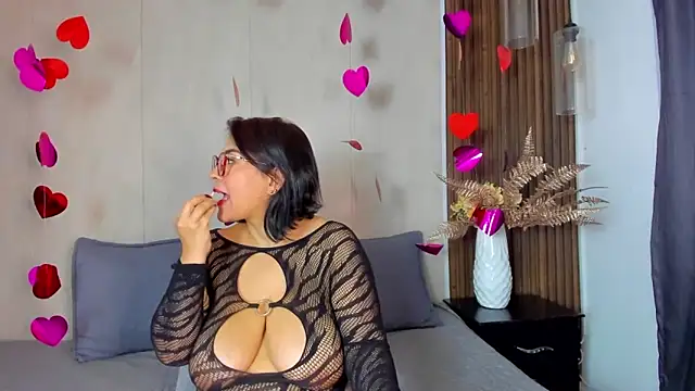 Meggan Moree online show from 02-26-26, 06:30