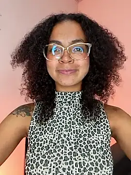   VioletaHeaven   online show from 02-02-26, 09:47