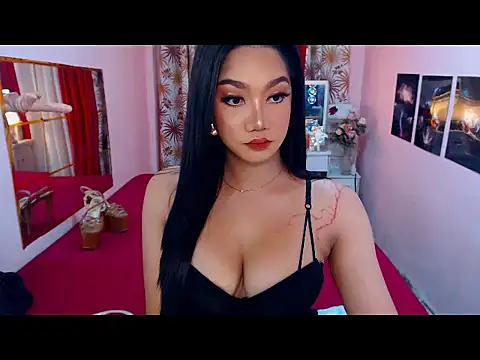 Snapshot of UrScreenGoddess chatting on 06-08-26, 12:16 UrScreenGoddess online show from 06-08-26, 12:16