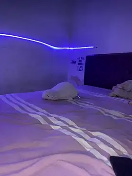 Lindalatina2001 online show from 01-16-26, 12:03