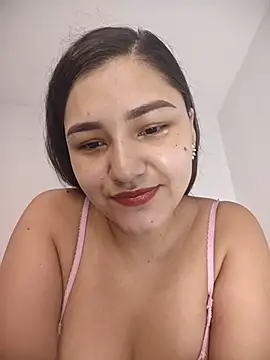 Julia-Blair online show from 03-12-26, 04:44