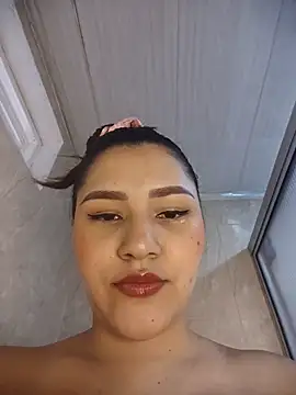 Julia-Blair online show from 04-19-26, 05:36