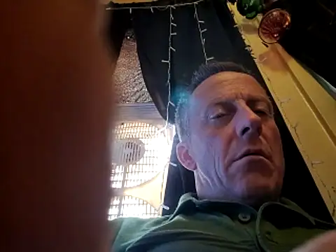 MrGuuDdick77 online show from 04-15-26, 05:50