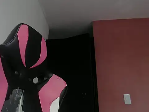 Snapshot of Tifany31 chatting on 02-27-26, 08:08 Tifany31 online show from 02-27-26, 08:08