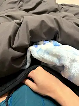 huto 0513 online show from 12-04-25, 07:07