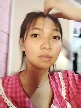 Tea-peach online show from 11-30-25, 07:42