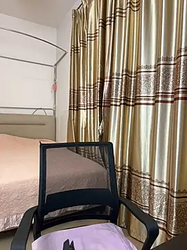 A-ZJunn online show from 04-06-26, 01:23