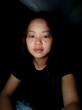 Snapshot of Pretty-haert chatting on 12-04-25, 07:24 Pretty-haert online show from 12-04-25, 07:24