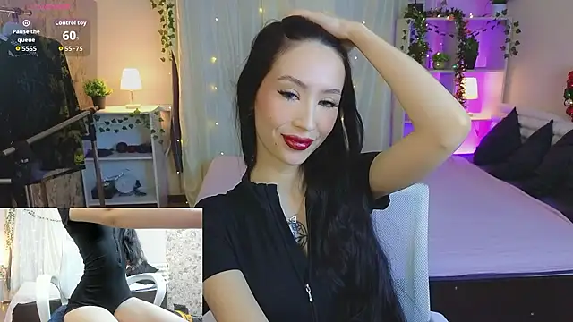 Ssin Megan online show from 01-08-26, 12:44