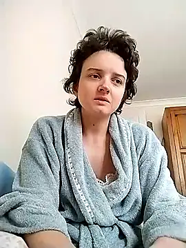 Snapshot of Amy01112 chatting on 06-11-26, 01:19 Amy01112 online show from 06-11-26, 01:19