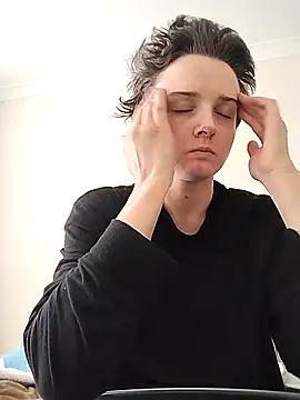 Amy01112 online show from 04-19-26, 12:50