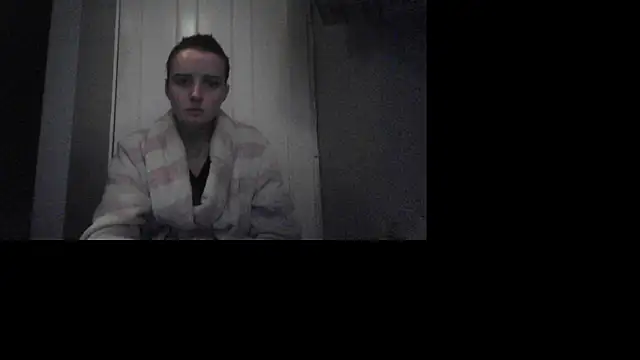 Amy01112 online show from 12-20-25, 03:26