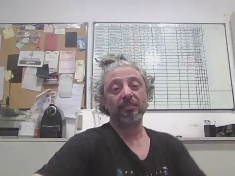 Snapshot of Petebulimia chatting on 07-09-26, 05:41 Petebulimia online show from 07-09-26, 05:41