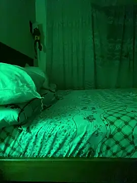 Petebulimia online show from 02-25-26, 04:45