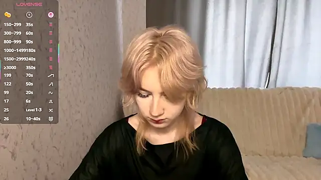 Snapshot of MargyDejong chatting on 05-01-26, 09:36 MargyDejong online show from 05-01-26, 09:36