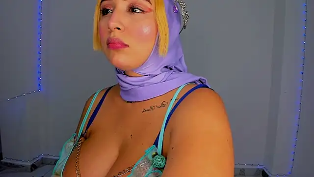 Snapshot of Jazmin_kithana chatting on 02-25-26, 03:51 Jazmin kithana online show from 02-25-26, 03:51