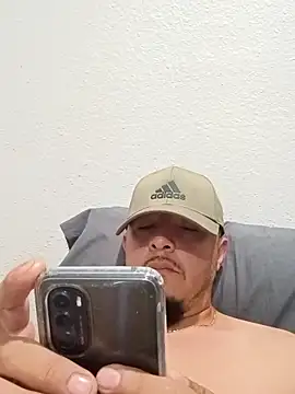 Lalin2323 online show from 03-01-26, 10:32