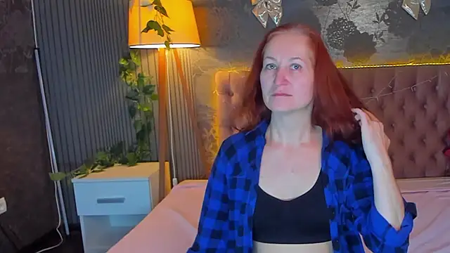 Snapshot of JasmineeSky chatting on 01-14-26, 02:09 JasmineeSky online show from 01-14-26, 02:09