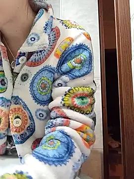 Snapshot of gatitachula93 chatting on 02-10-26, 01:37 gatitachula93 online show from 02-10-26, 01:37