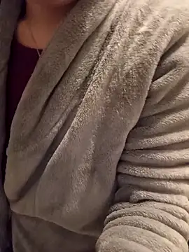 Snapshot of gatitachula93 chatting on 02-04-26, 07:31 gatitachula93 online show from 02-04-26, 07:31