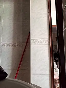 Snapshot of gatitachula93 chatting on 02-21-26, 12:29 gatitachula93 online show from 02-21-26, 12:29