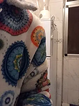 Snapshot of gatitachula93 chatting on 02-14-26, 01:28 gatitachula93 online show from 02-14-26, 01:28